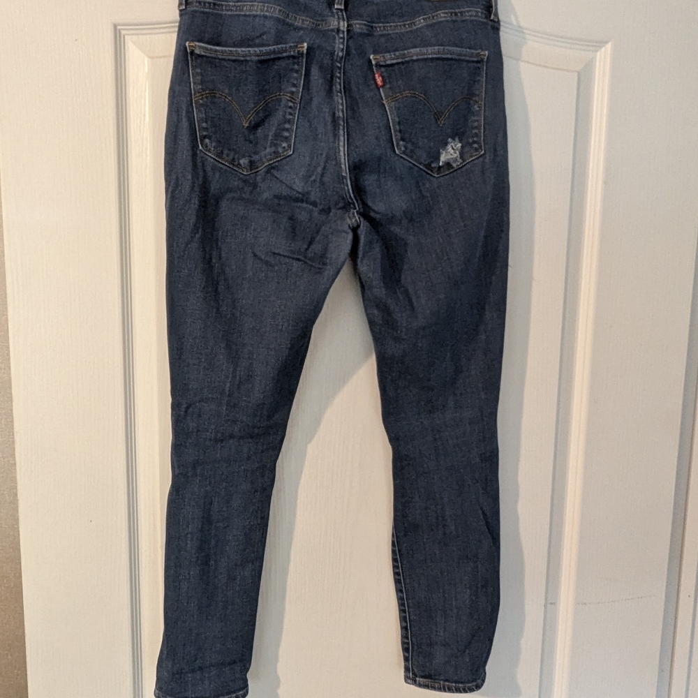 Levi's High Rise Skinny - Picture 2 of 3